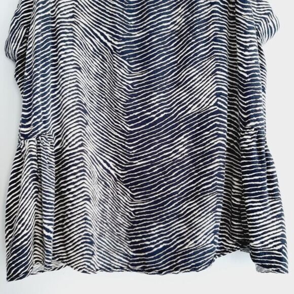 JOE FRESH | Peplum Spaghetti Strap Tank Top B&W Abstract Animal Pattern Sz 1X - Picture 4 of 13